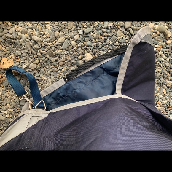 SOLD:Rambo medium weight turnout blanket 72” - Picture 9 of 9